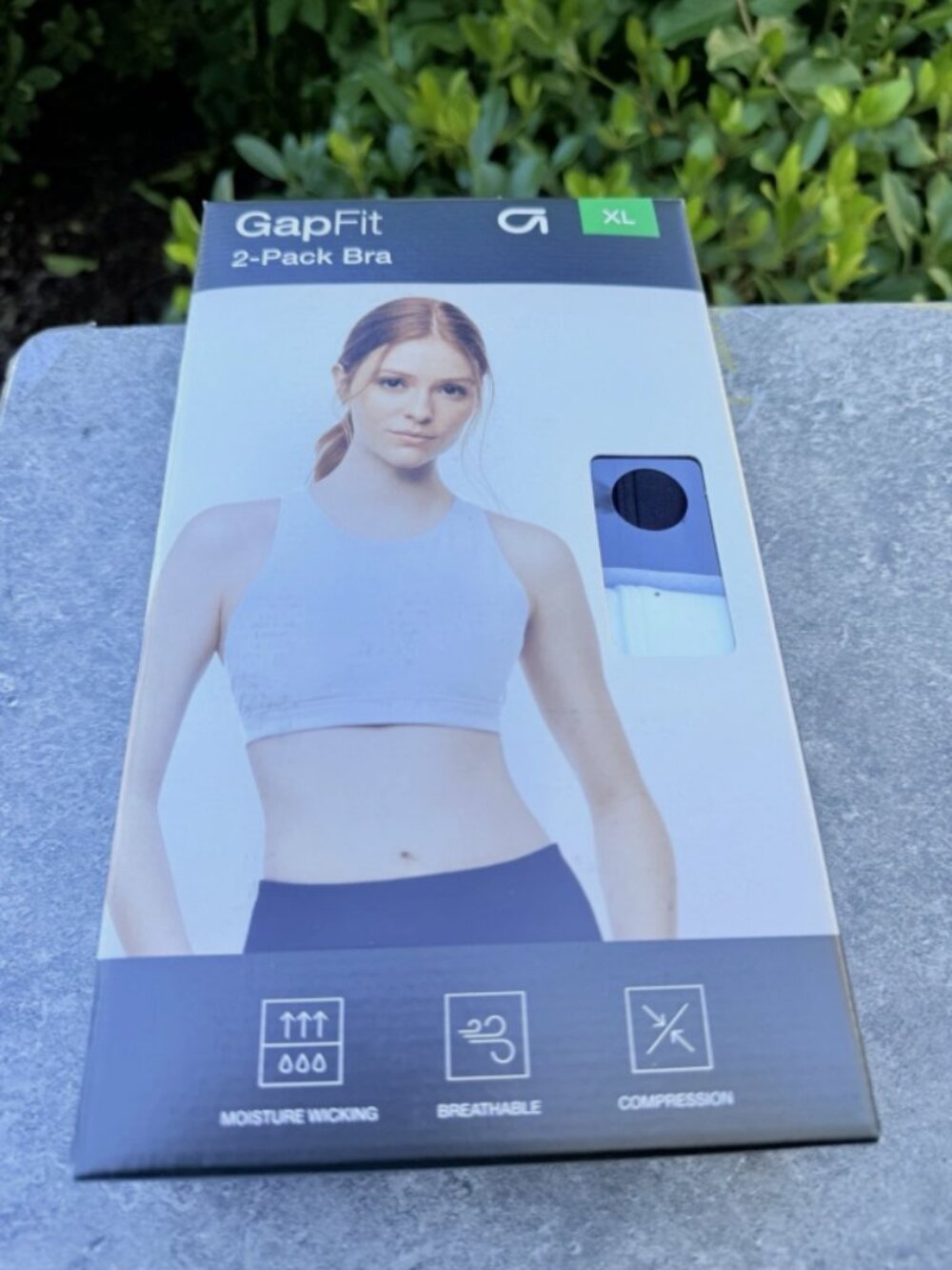GapFit Women’s Sports Bras 2-Pack Black/White X-Large